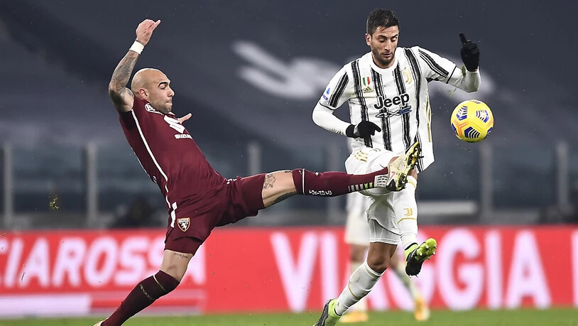 Ein weiteres Mal setzt sich Juventus im Derby durch: Rodrigo Bentancur gegen Torinos Simone Zaza