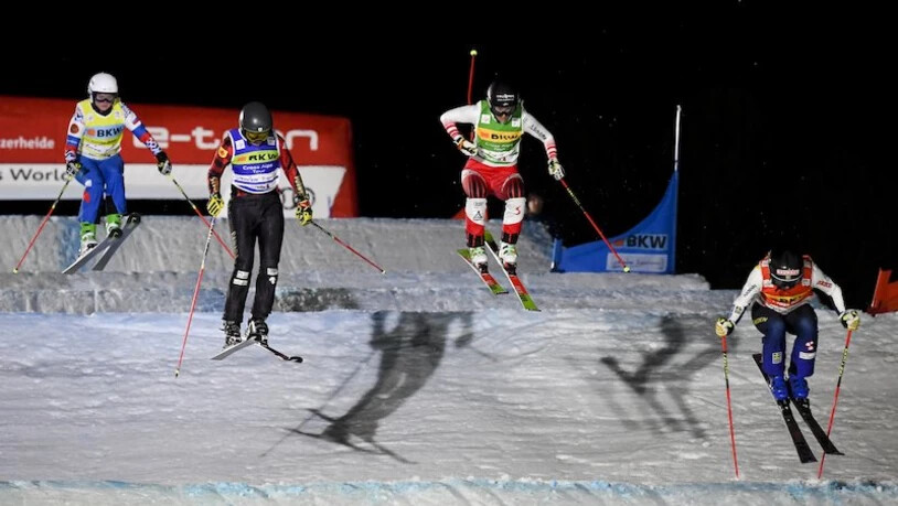 Entscheidung unter Flutlicht: Der Skicross-Weltcup verspricht nächste Woche in Arosa zwei spannende Renntage.   
