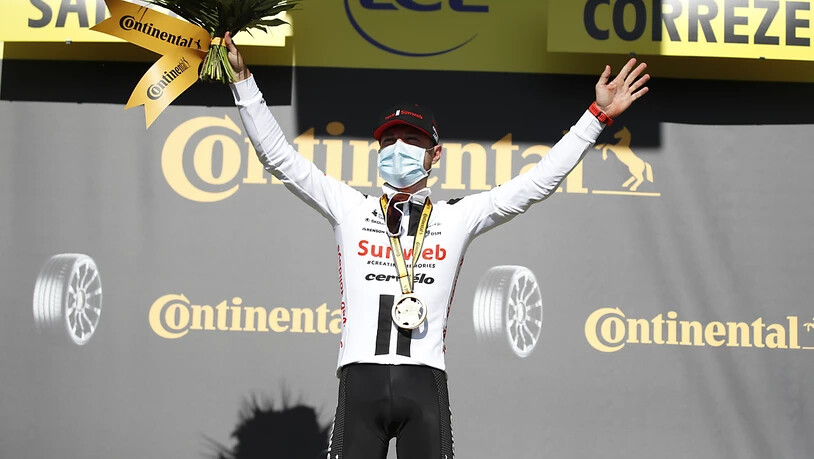 Marc Hirschi feiert in Sarran seinen Solo-Sieg in der 12. Etappe der Tour de France