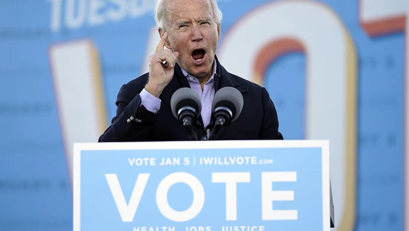 Joe Biden, gewählter Präsident (President-elect) der USA, spricht auf einer Wahlkampfveranstaltung zur Unterstützung der demokratischen Kandidaten für den US-Senat. Foto: Carolyn Kaster/AP/dpa