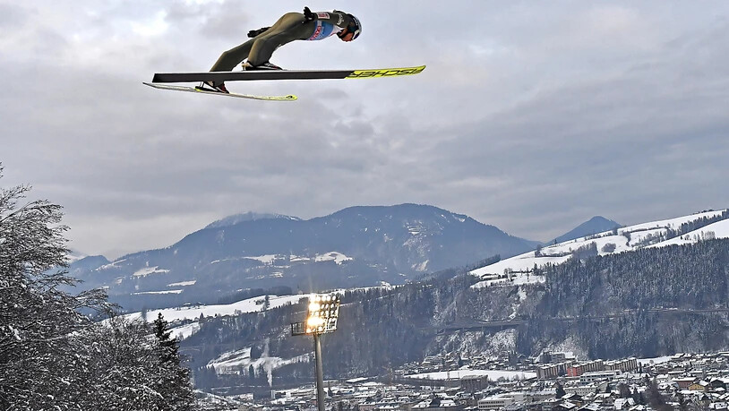Kamil Stoch fliegt eine Etage höher als die meisten Konkurrenten.