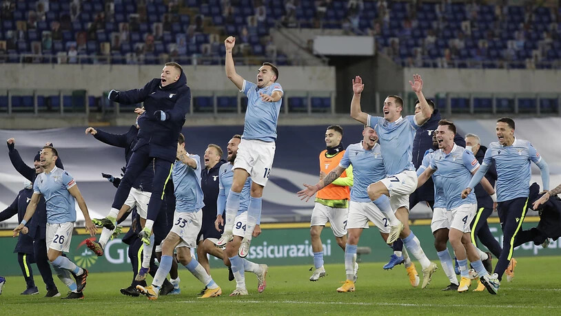 Grosse Freude herrscht nach dem Derbysieg bei den Spielern von Lazio