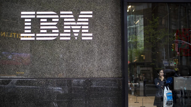Beim IBM-Konzern fielen die Erlöse im vierten Geschäftsquartal um 6,5 Prozent auf knapp 20,4 Milliarden Dollar. (Archivbild)