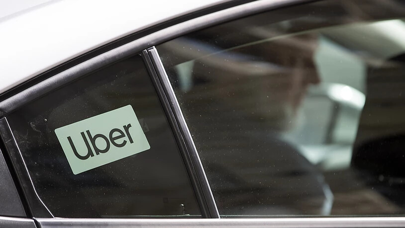 Der Fahrdienstvermittler Uber hat im vergangenen Jahr einen Milliardenverlust erlitten. (Archivbild)