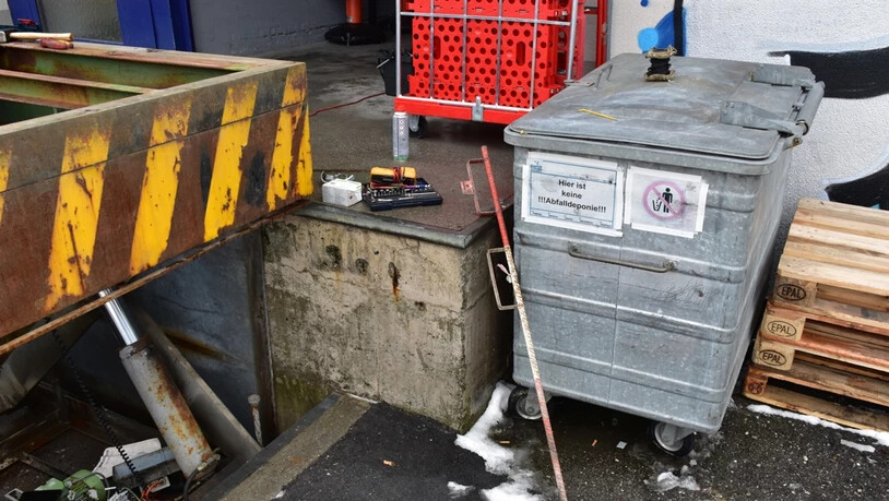 Der 40-jährige Thurgauer war mit Arbeiten bei einer Bergbahn in Klosters beschäftigt.