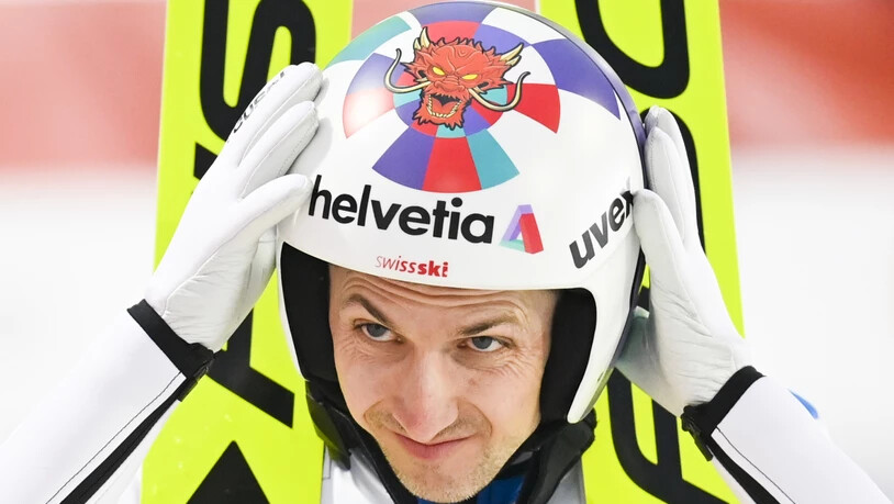 Simon Ammann mit gemischten Gefühlen: Die Weite stimmte, die Landung nicht.