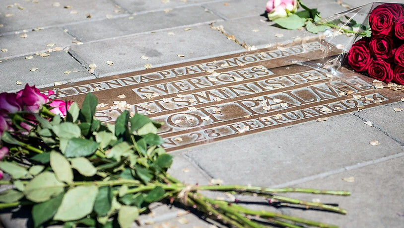 ARCHIV - Gedenkstein in Stockholm für den ehemaligen schwedischen Ministerpräsidenten Olof Palme, der am 28. Februar 1986 an dieser Stelle ermordet wurde. Foto: Johanna Lundberg/Bildbyran via ZUMA Press/dpa