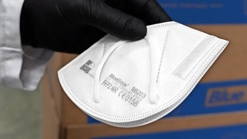 Sie schützen, kosten aber auch: Die Glarner Gemeinnützige finanziert FFP2-Masken in Glarner Heimen.