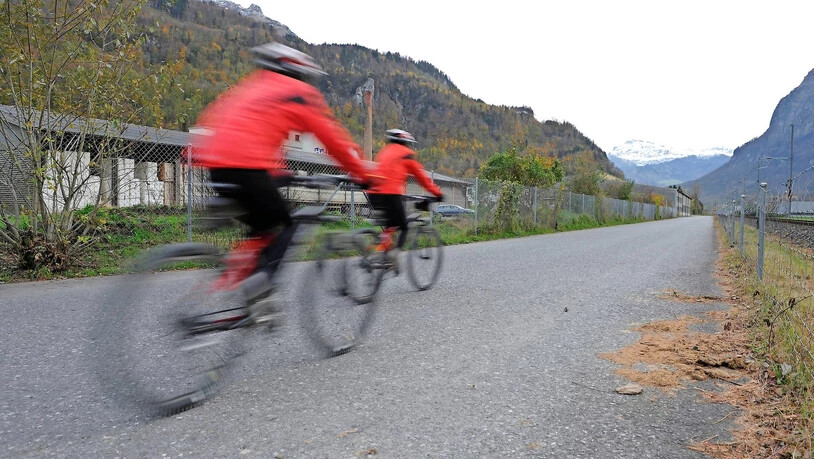 Mehr Platz: Pro Velo Schweiz will breitere und ununterbrochene Radwege für mehr Sicherheit.