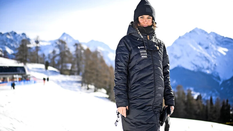 Ehrgeizige Snowboarderin: Europacup-Gesamtsiegerin Larissa Gasser geniesst ihre Freizeit im Engadin.