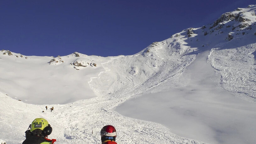 Die Rettungscrews der Air Zermatt
und von Air-Glaciers wurden am letzten Wochenende zu beinahe 80 Einsätzen gerufen. (Archivbild)