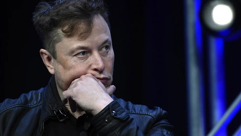 ARCHIV - Elon Musk, Konzernchef des US-Elektroautohersteller Tesla, nimmt an der SATELLITE-Konferenz teil. Foto: Susan Walsh/AP/dpa