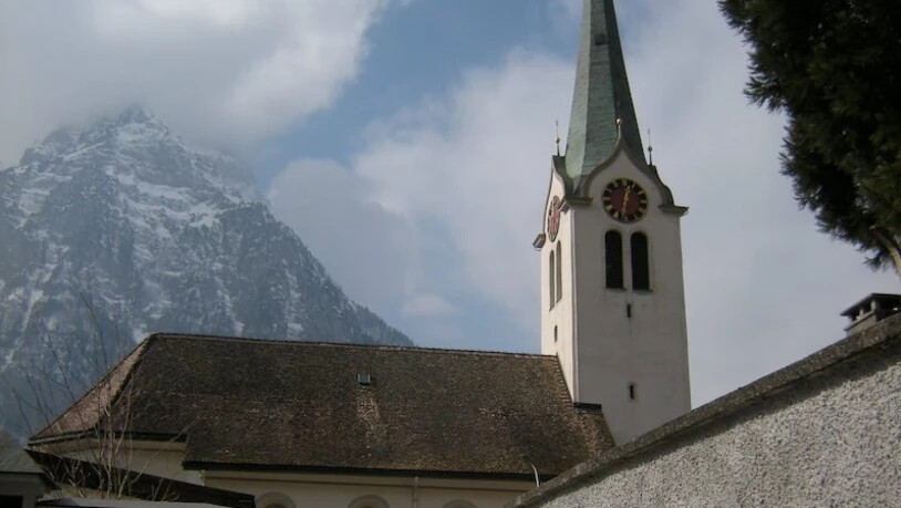 Sakrales Instrument oder Sonntagmorgenruhe: Die Glocken der Kirche Ennenda läuten bald morgens um sieben auch den Sonntag wieder ein. Archivbild