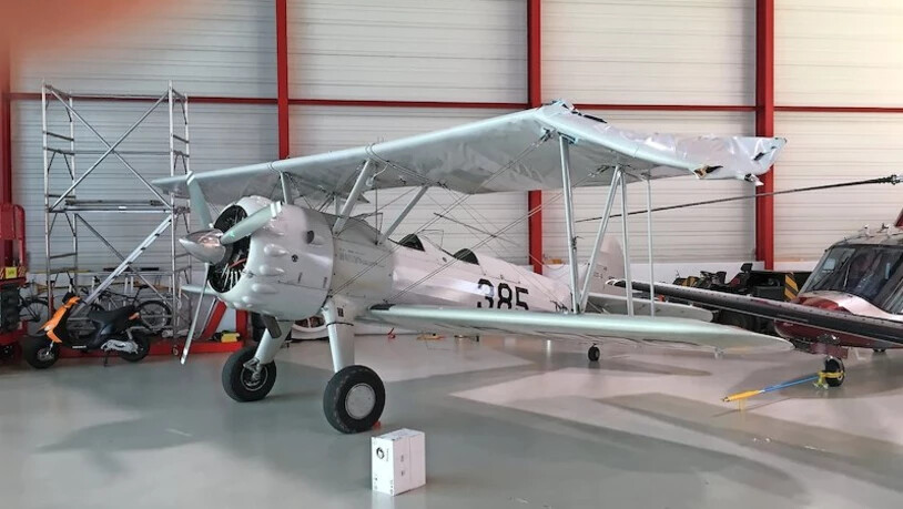 Havarierter Oldtimer: Die Boeing Stearman von 1940 wird in der Halle der Schweizerischen Untersuchungsstelle analysiert.