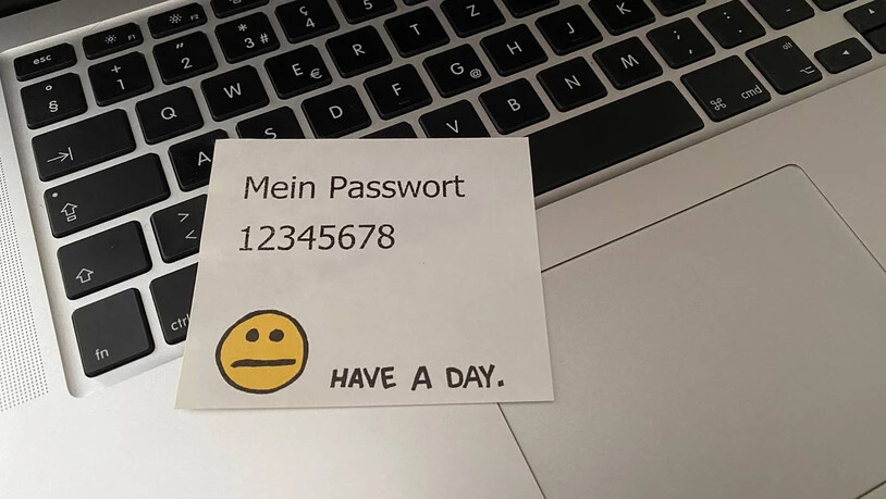 Die Kantonspolizei Zürich macht bei der Aktion ebenfalls mit und macht mit einem humorvollen Bild darauf aufmerksam.