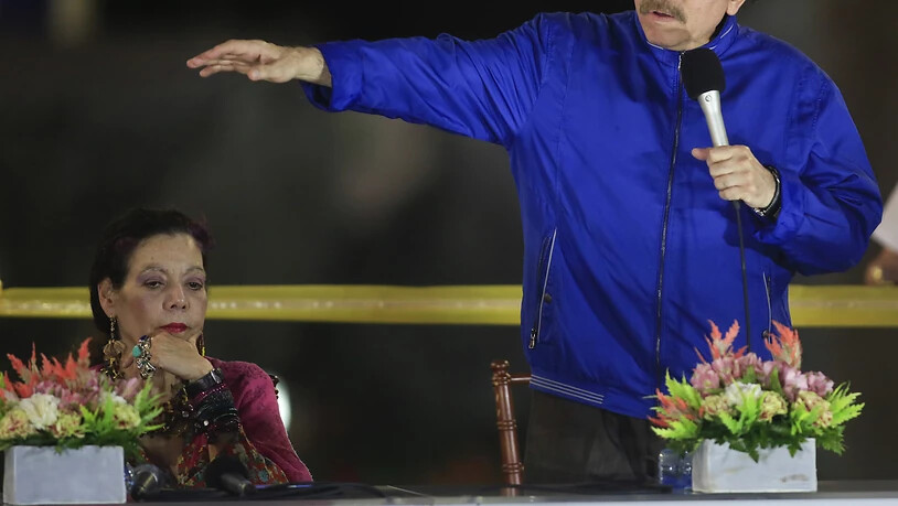 Der 75-jährige Präsident Nicaraguas, Daniel Ortega, tritt zusammen mit seiner Frau Rosario Murillo, für eine vierte Amtsperiode an. (Archivbild)
