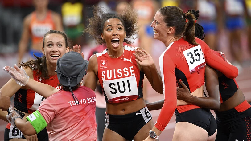 Riesig die Freude der Schweizer 4x400-m-Staffel: Lea Sprunger, Silke Lemmens, Rachel Pellaud und Yasmin Giger pulverisieren den Schweizer Rekord