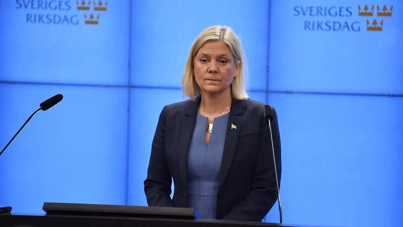 dpatopbilder - Magdalena Andersson, Vorsitzende der schwedischen Sozialdemokratischen Partei und neu ernannte Ministerpräsidentin, nimmt an einer Pressekonferenz nach der Haushaltsabstimmung im schwedischen Parlament teil. Foto: Pontus Lundahl/Tt/TT NEWS…