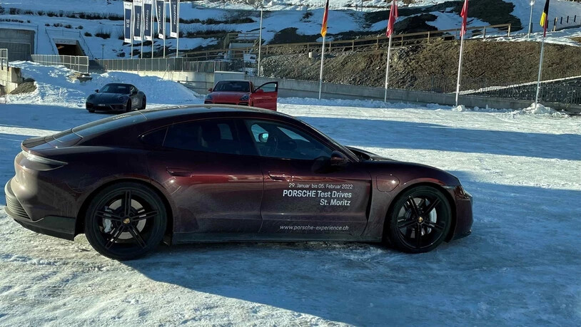 Mit diesem ausgeliehenen Auto war ein 21-Jähriger zu schnell unterwegs.
