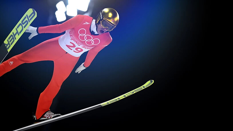 Gregor Deschwanden fliegt wie gewohnt mit offenem Mund.