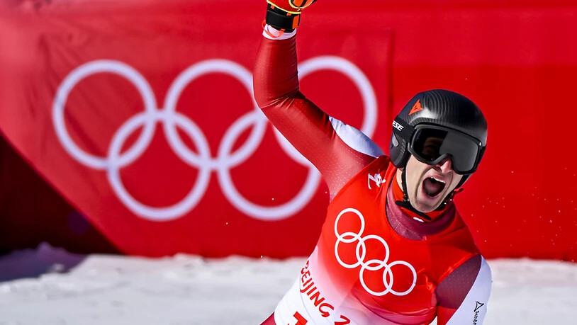 So schreit ein Olympiasieger: Der 31-jährige Österreicher Matthias Mayer triumphiert im Super-G wie schon vor vier Jahren an den Winterspielen in Südkorea, 2014 sicherte er sich auch Abfahrts-Gold