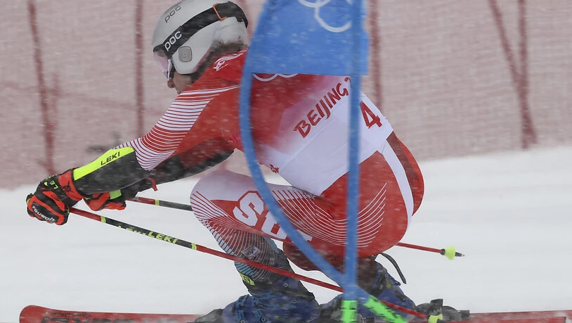 Marco Odermatt im olympischen Riesenslalom gewohnt dynamisch unterwegs