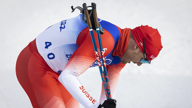 Ein geknickter Dario Cologna nach dem Rennen über 15 km: Sinnbild für die Schweizer Nordischen und Biathleten bei Olympia 2022