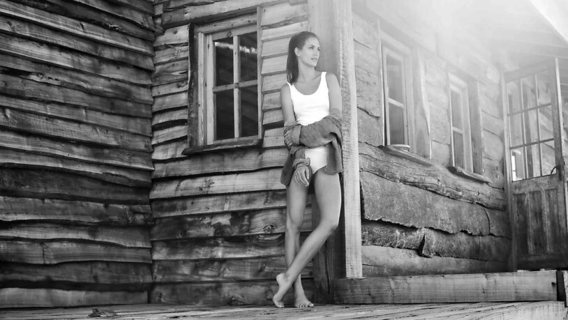 Als junger Textilfabrikant ist Jacques Schiesser aus Linthal weggezogen und fabrizierte ennet dem Rhein seine Schiesser-Unterwäsche. Diese wurde schnell zum Begriff, weil sie allen steht - nicht nur Models wie hier im Bild.