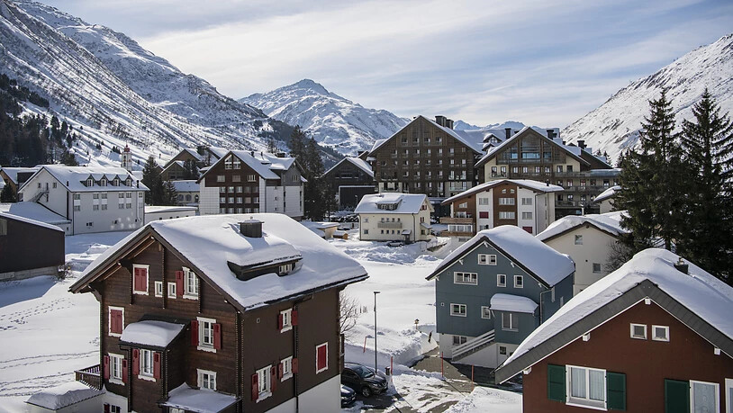 Die Schweizer Hotels waren vergangenen Winter deutlich besser ausgelastet als in den von Corona stark belasteten Vorjahren. Das Vorkrisenniveau wurde mit den Logiernächten allerdings noch nicht erreicht.(Archivbild)
