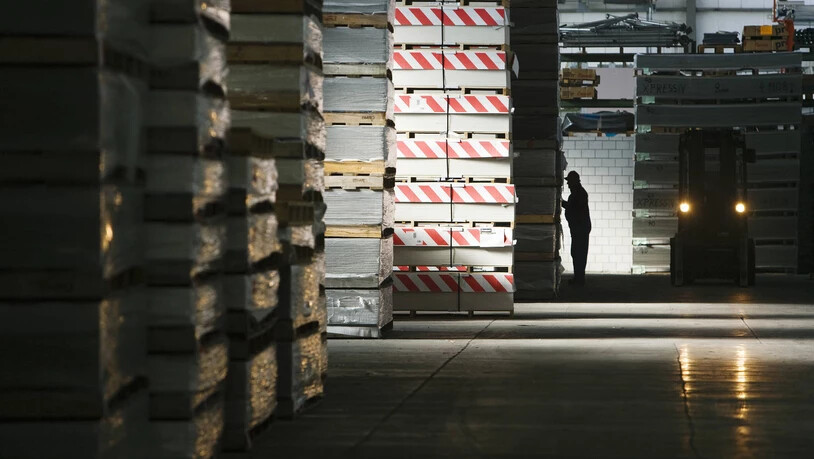 Erweiterung der Firma: Das Mutterhaus der Eternit ist neu der zweitgrösste Faserzementhersteller Europas. 