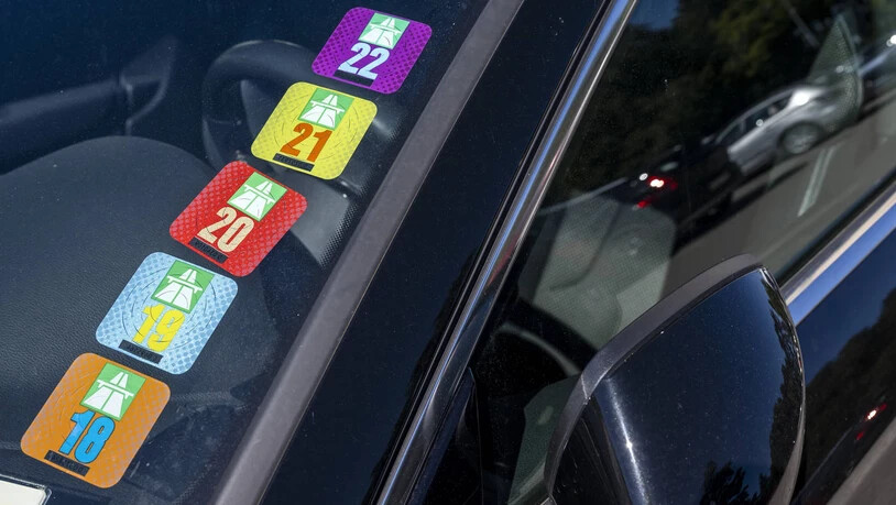 Die letzten fünf Jahre im Überblick: So sahen die Autobahnvignetten von 2018 bis 2022 aus.