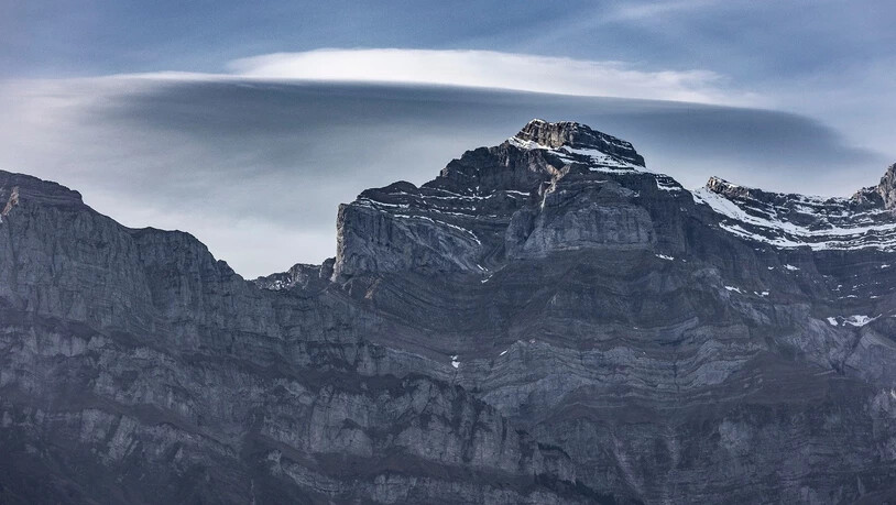Diese Ufo-Wolke fällt Sasi Subramaniam am Morgen in Mollis auf.