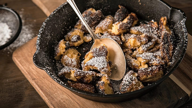 Leckerbissen: eine Pfanne mit Kaiserschmarrn.