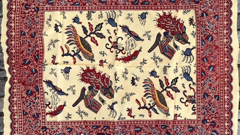 Bunte Vögel: Dieser Schal mit Fantasietieren wurde nach Westafrika exportiert.