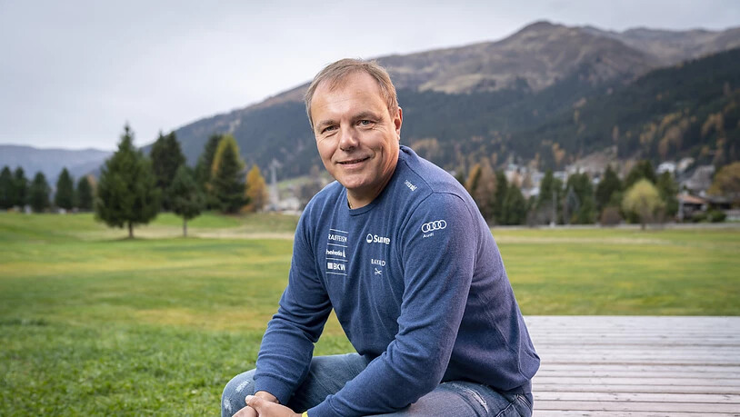 Trainer Ivan Hudac lächelt in die Kamera. Auch der Slowake hat einen wesentlichen Anteil an Nadine Fähndrichs Aufstieg.