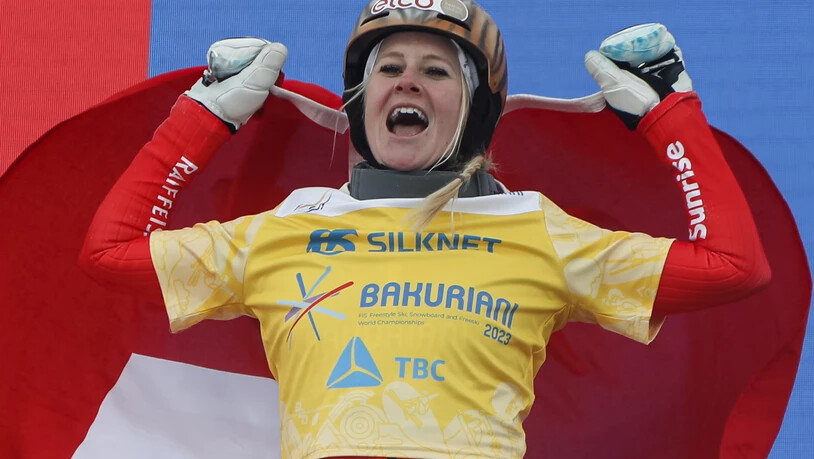 Siegesjubel: Nach schwierigem Start reist Alpin-Snowboarderin Julie Zogg mit zwei WM-Medaillen nach Hause.