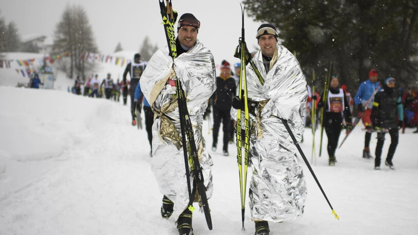 Schutz vor dem Wetter: Bei Schneefall wie am Engadiner 2018 will man geschützt sein.