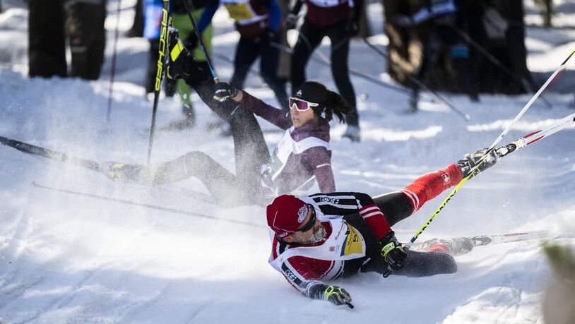 Unsanfte Landung: Auf der Abfahrt vom Stazerwald hat es gecrasht.