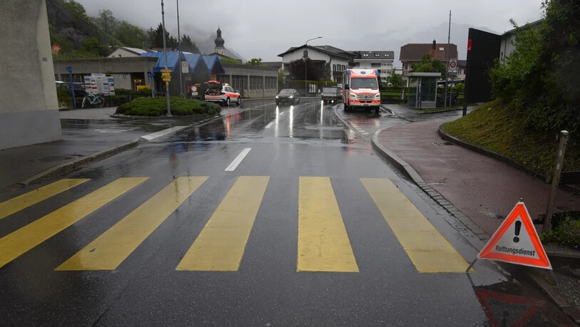 Auf der Hauptstrasse: Eine 85-jährige Velofahrerin verunfallt am Mittwochmorgen und wird mit mittelschweren Verletzungen ins Spital überführt.