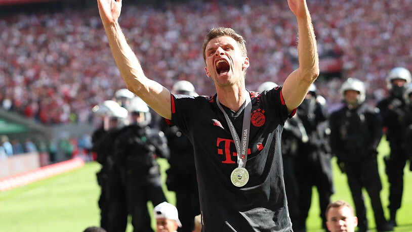 Bayerns Thomas Müller freut sich extrem, hat aber auch Mitleid mit dem BVB