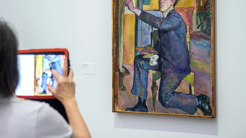 Das Bündner Kunstmuseum zeigt erstmals, was Alberto Giacometti in seinen Jugendjahren geschaffen hat. Die Fülle und die Qualität der Werke ist überwältigend. In der Ausstellung «Alberto Giacometti. Porträt des Künstlers als junger Mann» wird auch ein Selbstbildnis von Alberto Giacometti aus dem Jahr 1921 gezeigt.