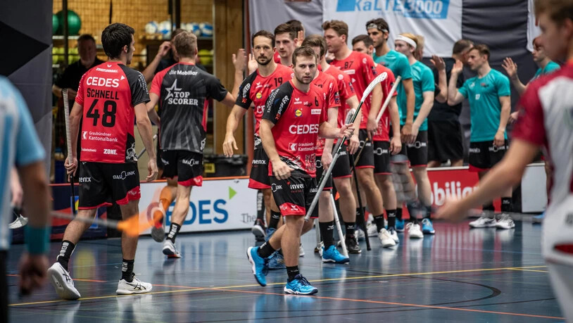 Bündner Torjubel: Die Alligatoren feiern einen Treffer gegen Köniz.