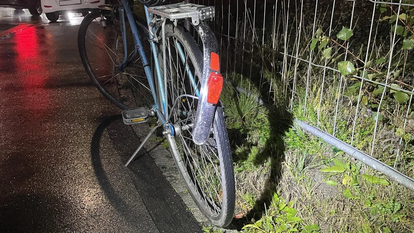 Kollision: Der Velofahrer zog sich eine leichte Schulterverletzung zu. 