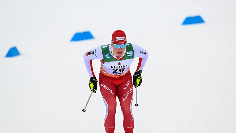 Valerio Grond mit kräftigem Doppelstock-Stoss