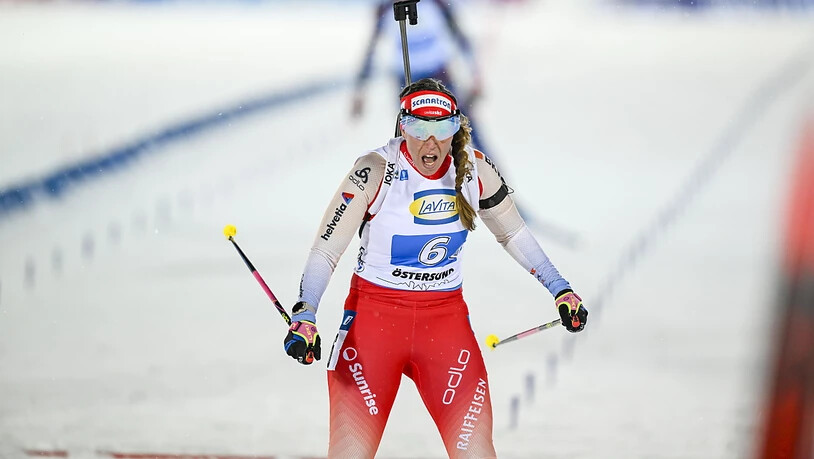 Schlussläuferin Lena Häcki-Gross sicherte der Schweizer Frauen-Staffel in Östersund den 4. Platz