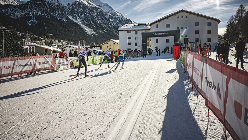 Spektakuläre Kulisse: Die Läuferinnen und Läufer haben kaum Zeit für den Rundblick. 