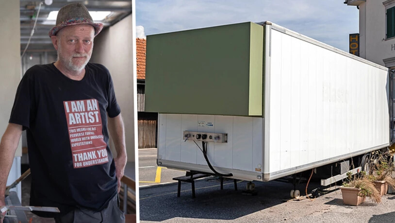 8 Meter lang, 2,3 Meter breit: Vor seinem Haus in Filzbach schraubt Markus Tüscher alias Marck an seinem Wohnwagen.