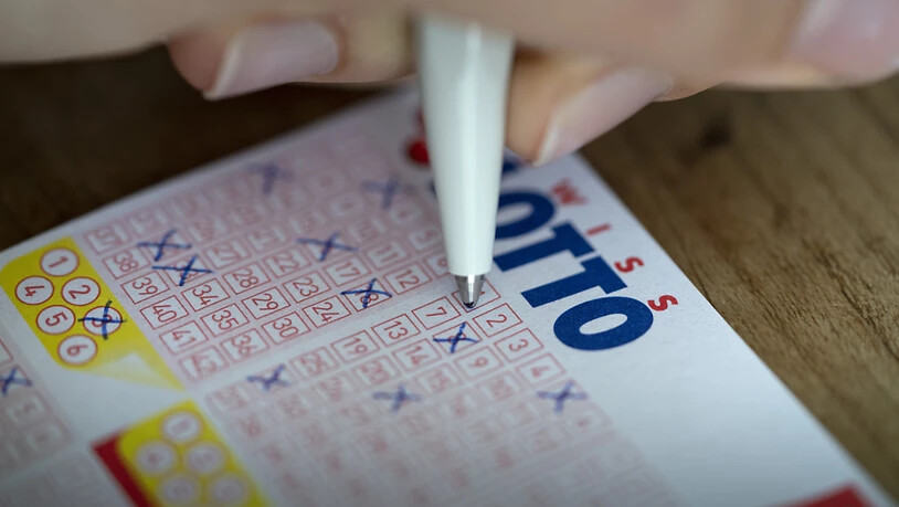 Für die nächste Ziehung am Samstag liegen 4,2 Millionen Franken im Jackpot. (Archivbild)