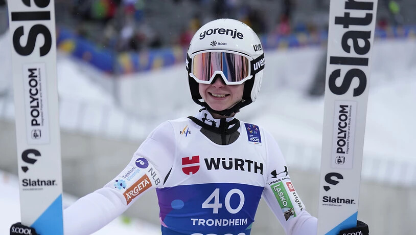 Mit erst 19 Jahren als Topfavoritin eine Meisterleistung abgeliefert: Die Slowenin Nika Prevc ist erstmals Skisprung-Weltmeisterin