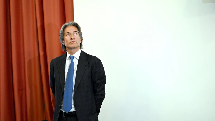 Nach 16 Jahren steht das Urteil: Österreichs Ex-Politiker Karl Heinz Grasser beteuert weiter seine Unschuld. 